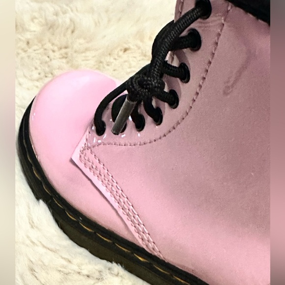 EUC Dr. Martens 1460 Boot - Kids Size 9 - Picture 7 of 12
